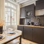 Cozy apartment Pantheon/Nôtre Dame (Lacépède)