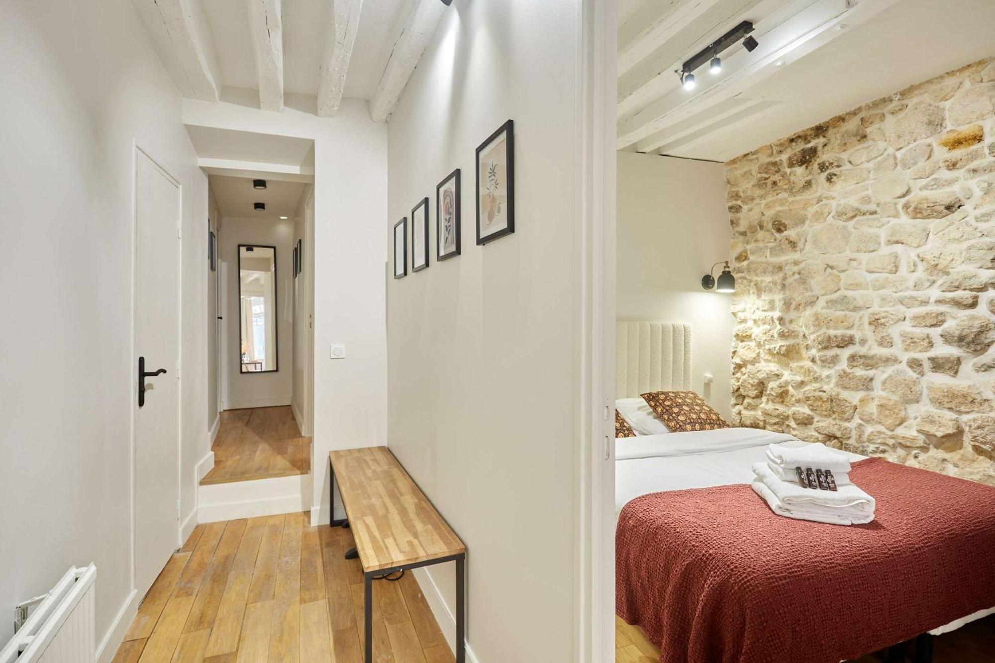 Cozy Pantheon/nôtre Dame Appartamento